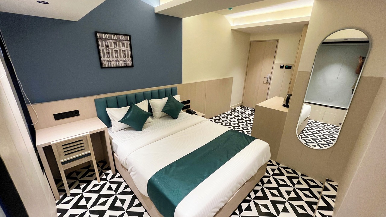 Photo of Bedroom in Bandra East