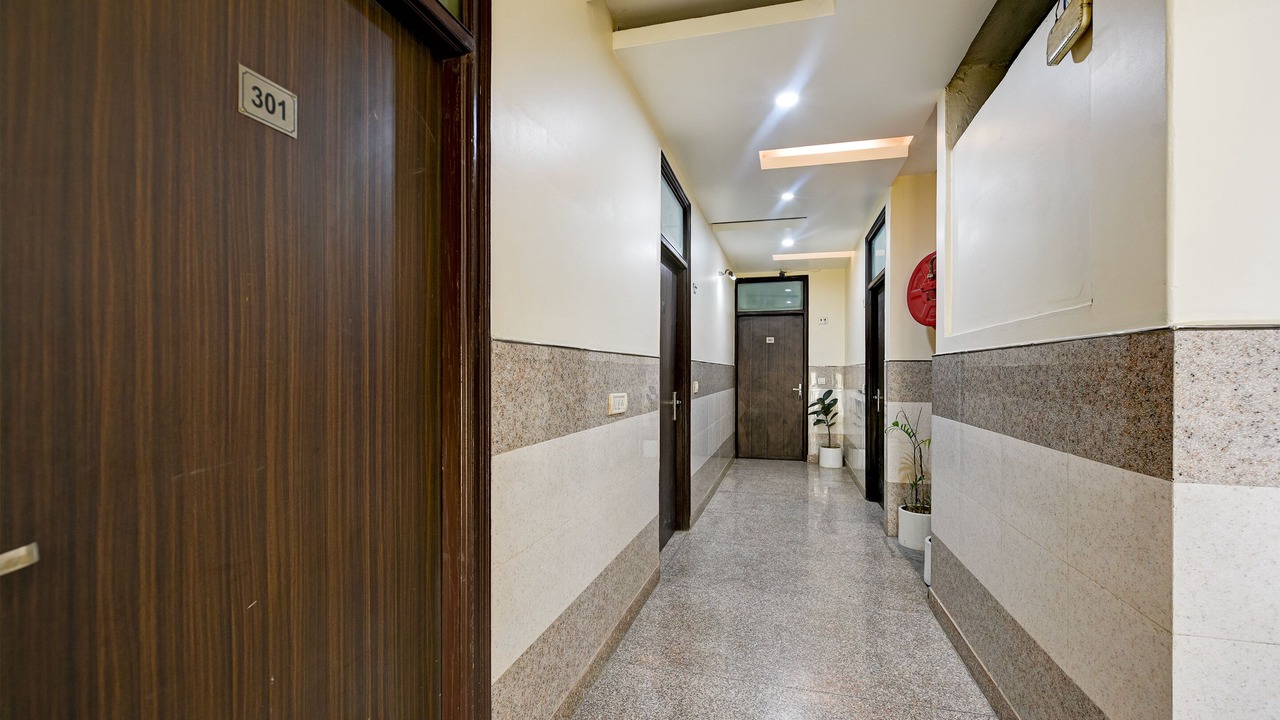Photo of Bedroom in Mahipalpur