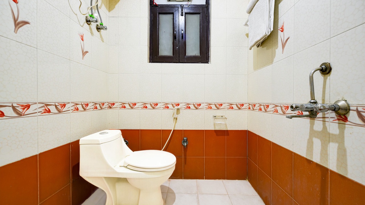 Photo of Bathroom in Mahipalpur
