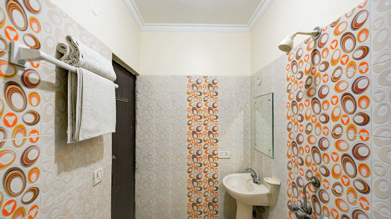 Photo of Bathroom in Mahipalpur