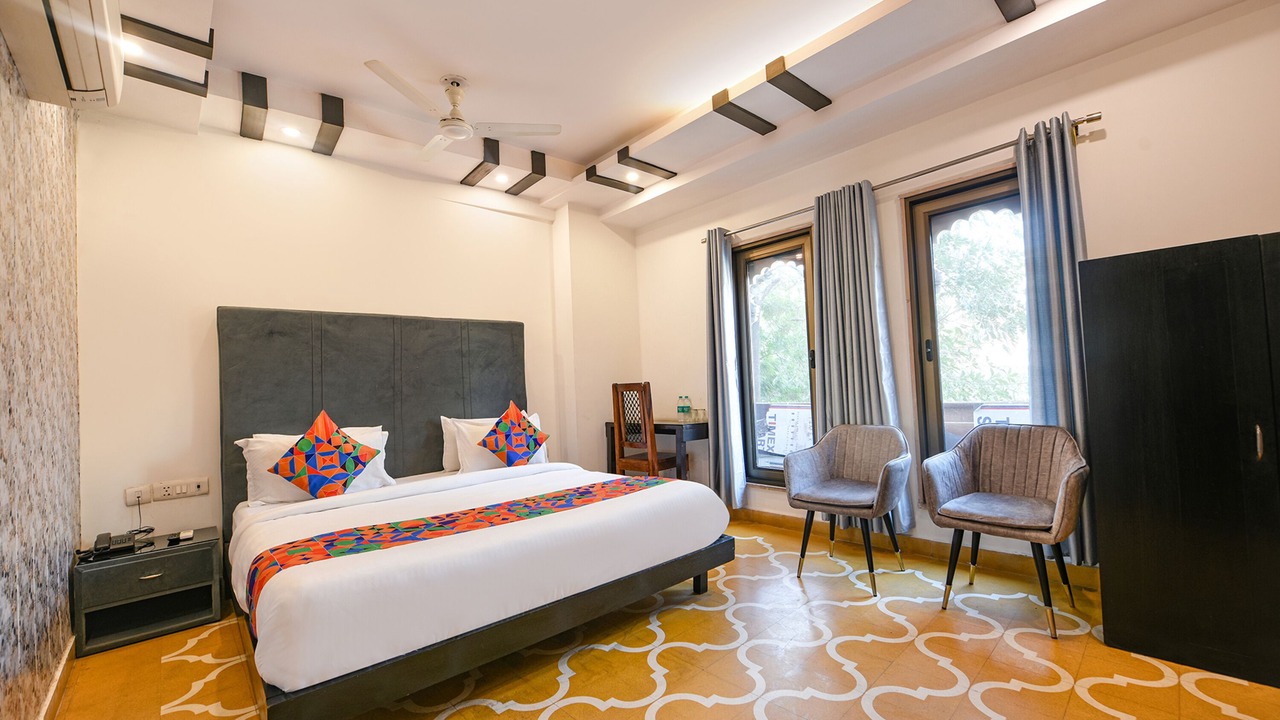 Photo of Bedroom in Kalkaji