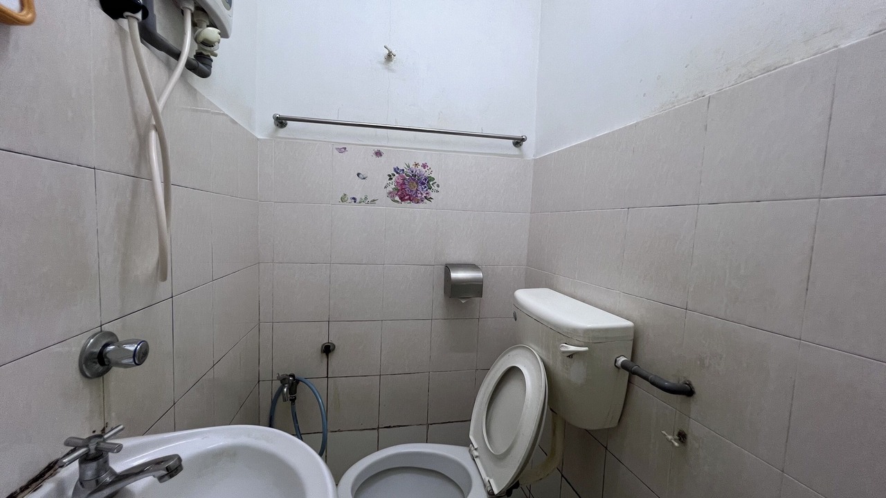 Photo of Bathroom in Kampung Gong Limau