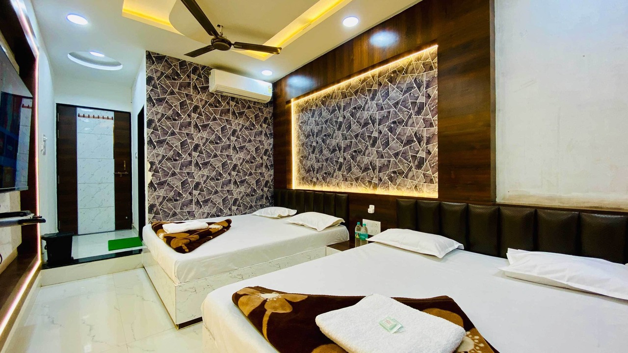 Photo of Bedroom in Omkareshwar