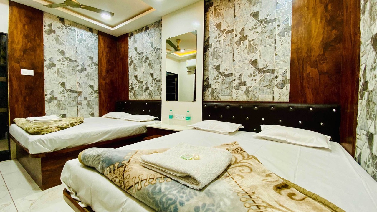 Photo of Bedroom in Omkareshwar