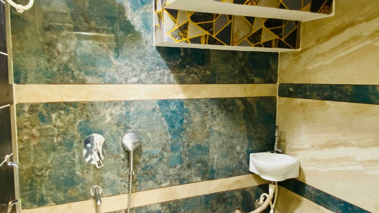 Photo of Bathroom in Omkareshwar