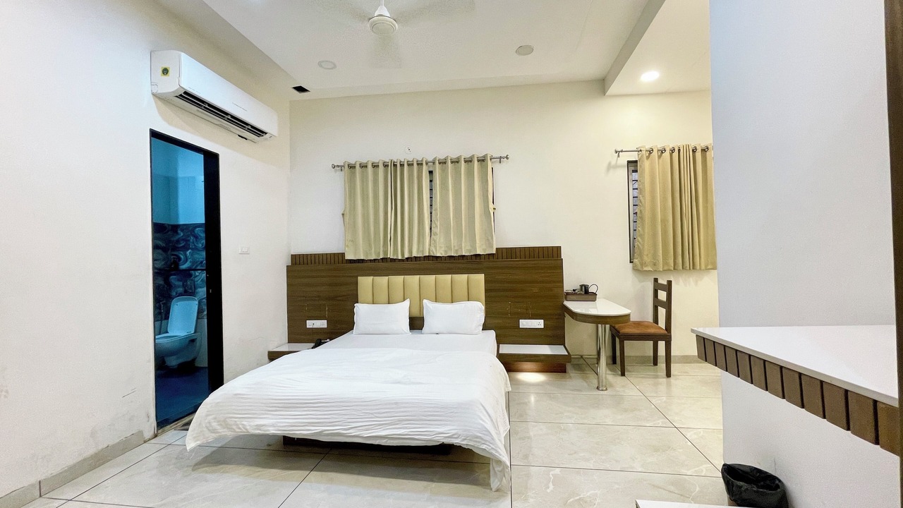 Photo of Bedroom in Ujjain