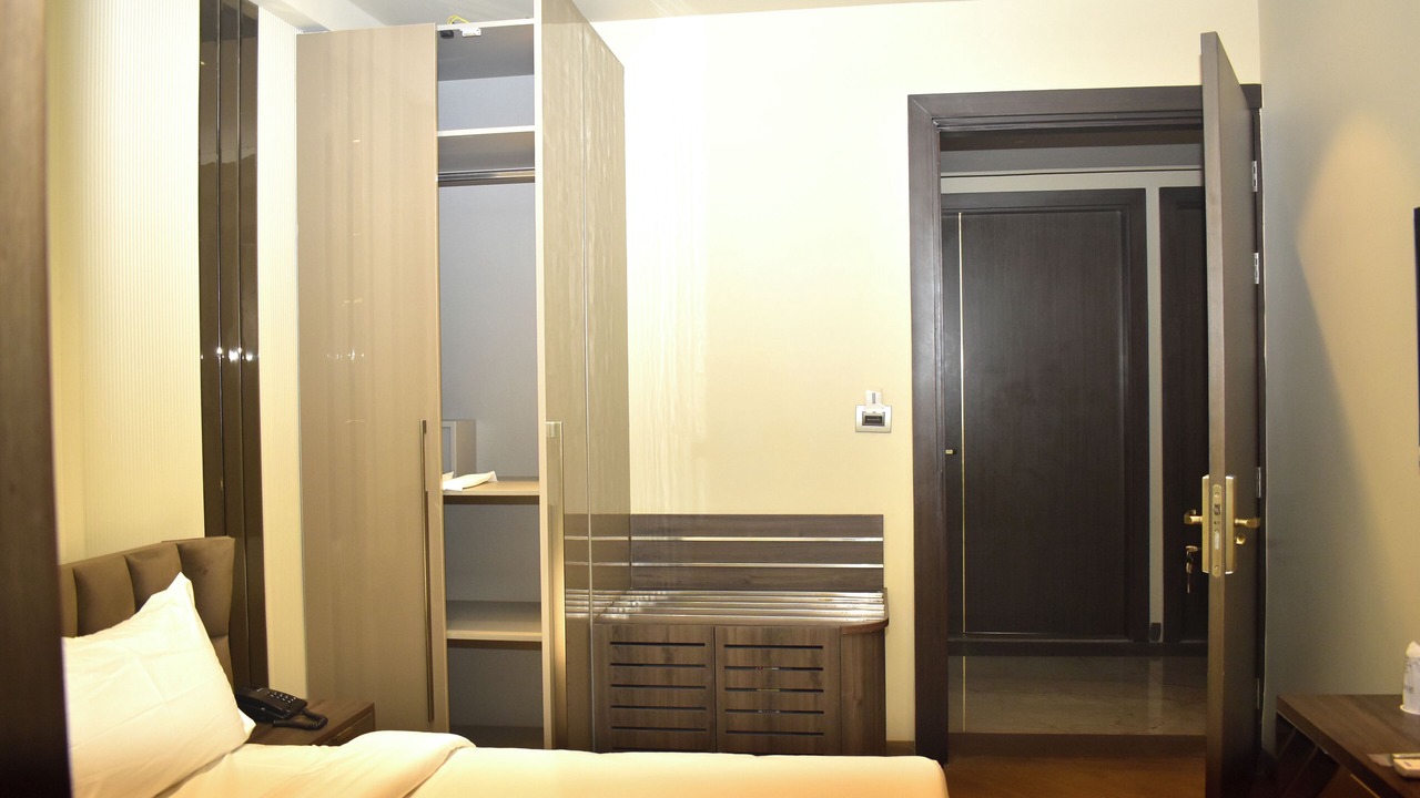 Photo of Bedroom in Janakpuri