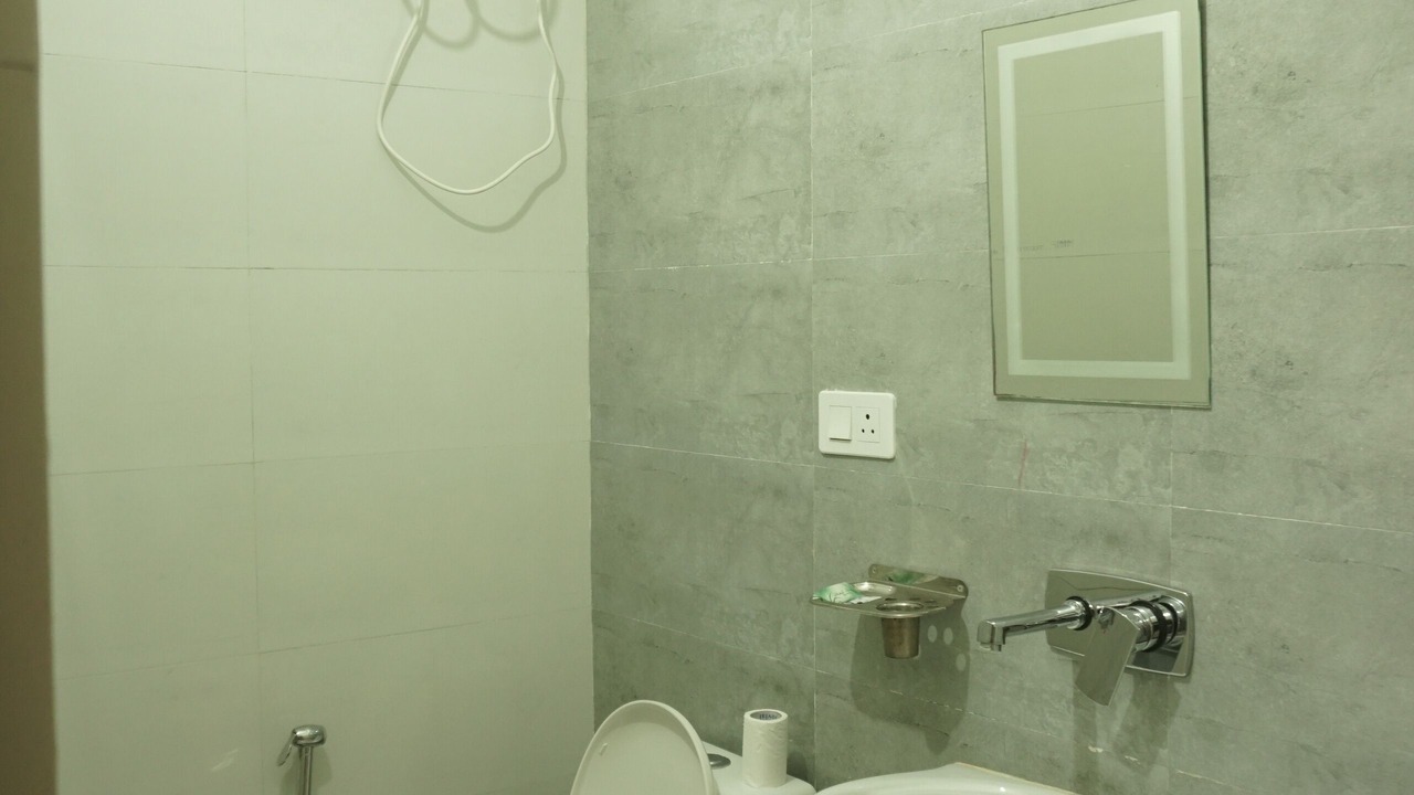 Photo of Bathroom in Tapovan
