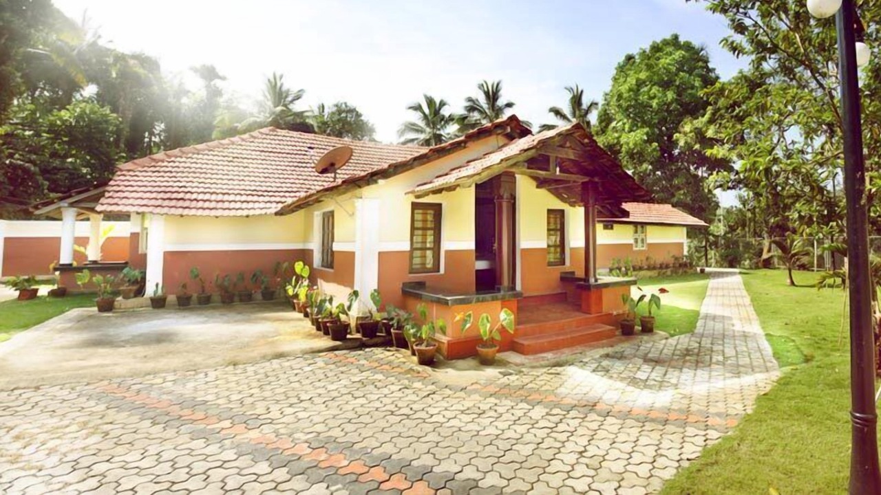 Photo of Buildings in Vaduvanchal
