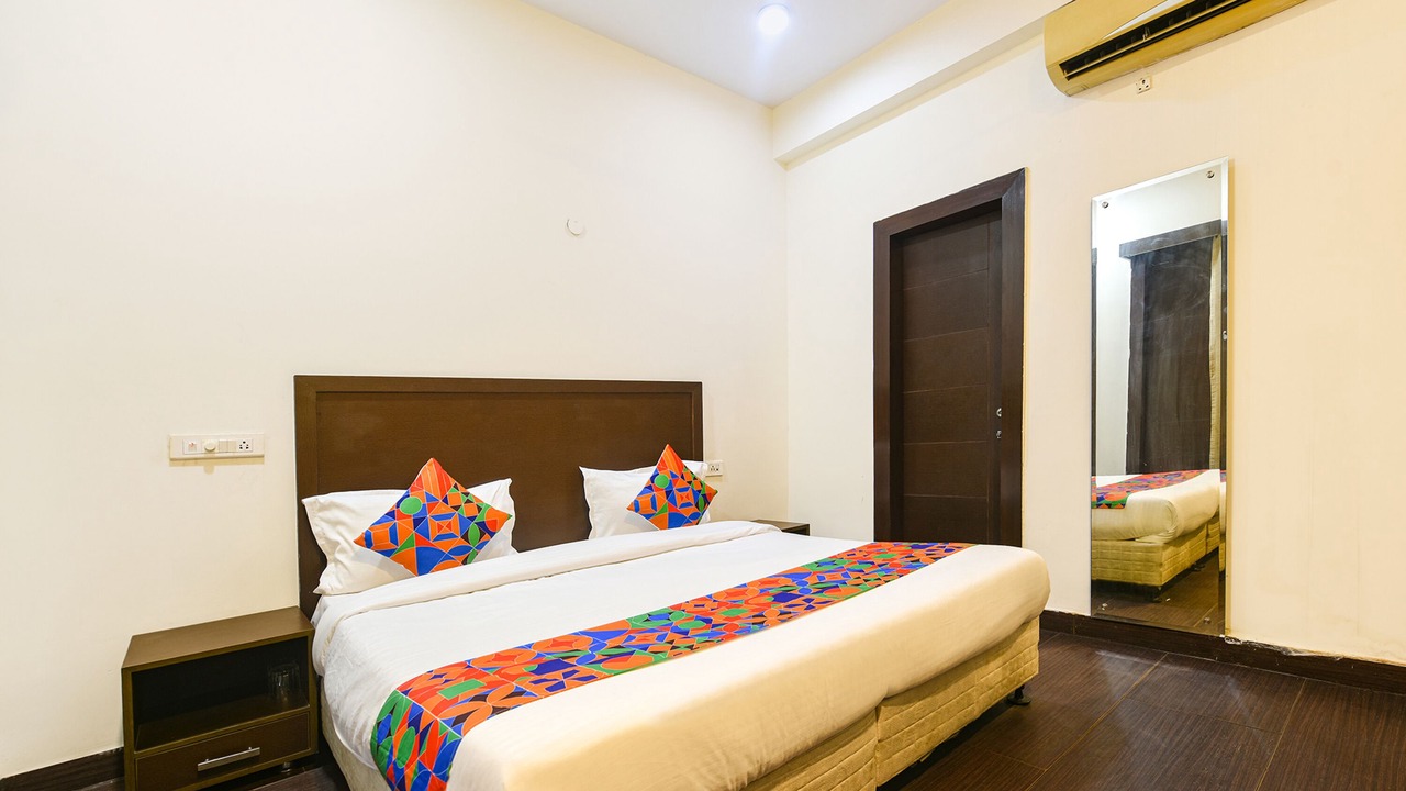 Photo of Bedroom in Sector 15