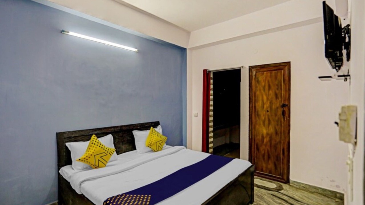Photo of Bedroom in Sector 27