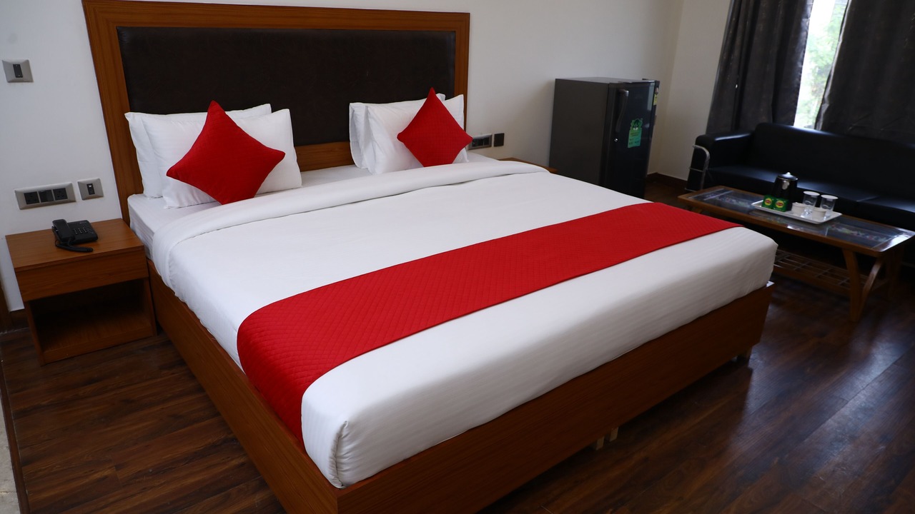 Photo of Bedroom in Nehru Place