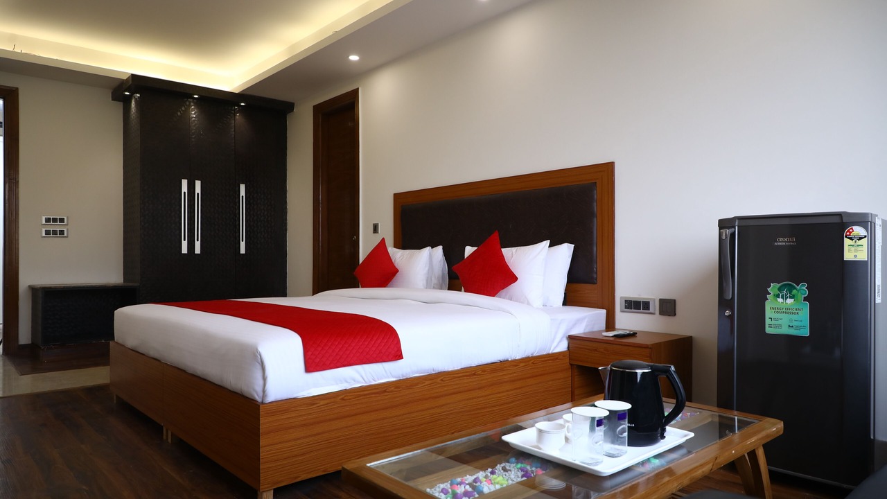Photo of Bedroom in Nehru Place