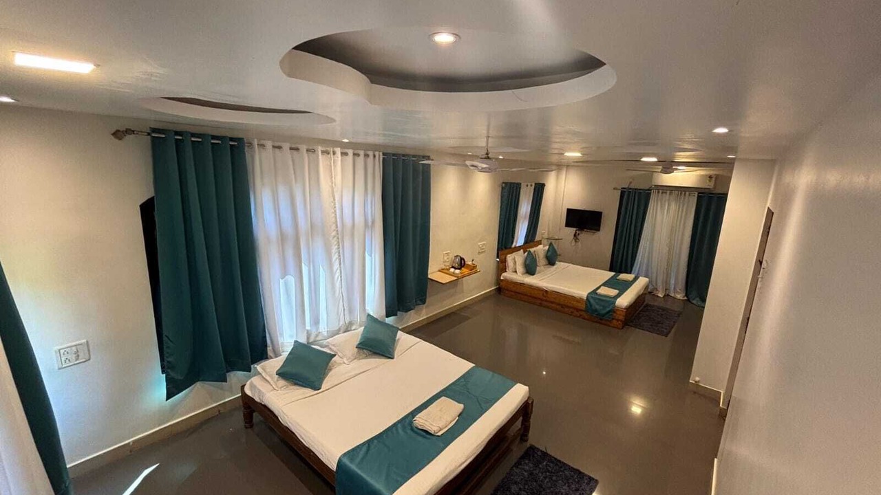 Photo of Bedroom in Ratnagiri