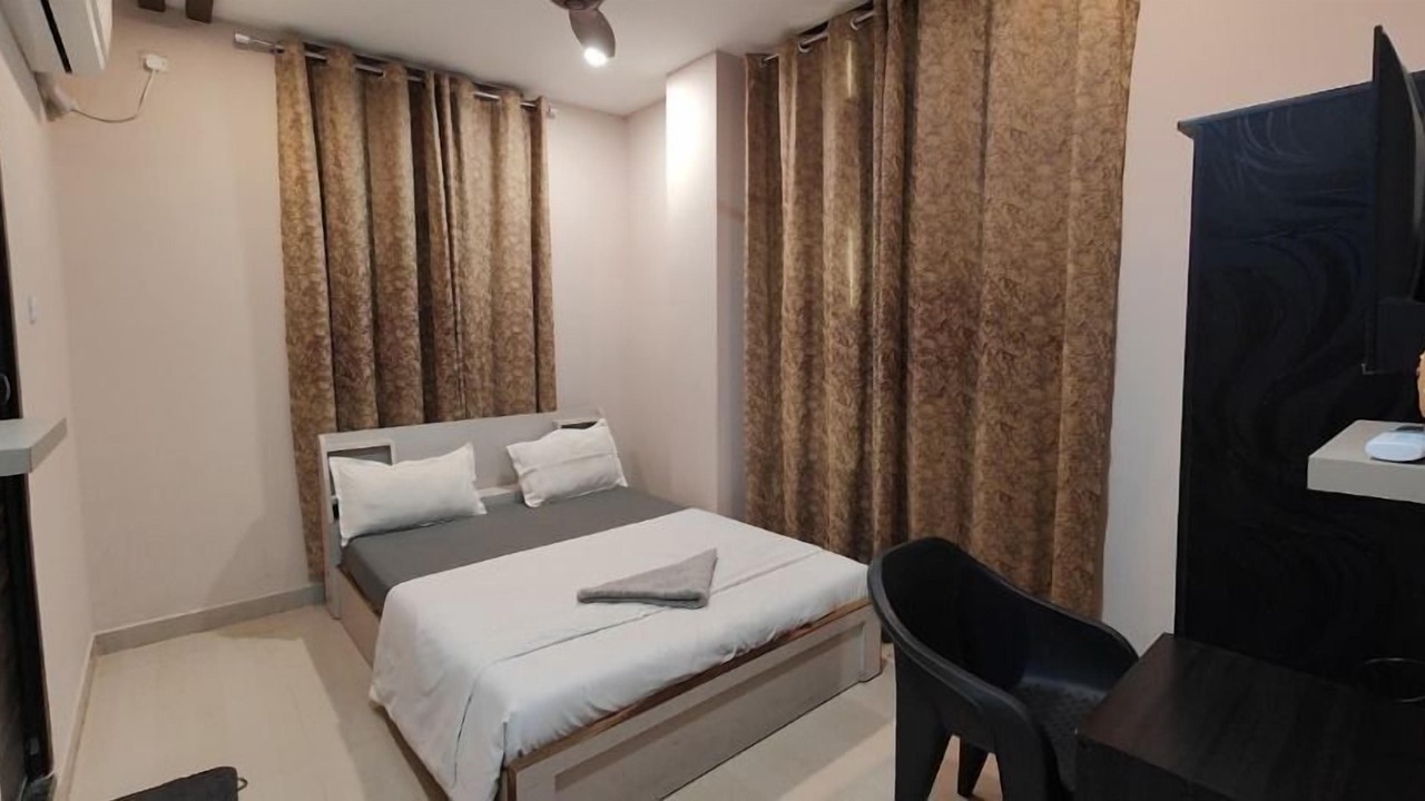 Photo of Bedroom in Sualkuchi