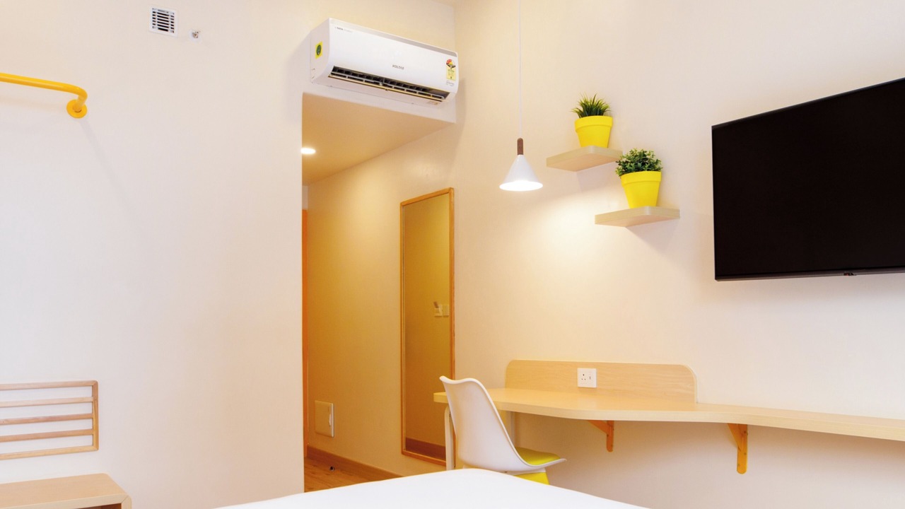 Photo of Bedroom in HSR Layout