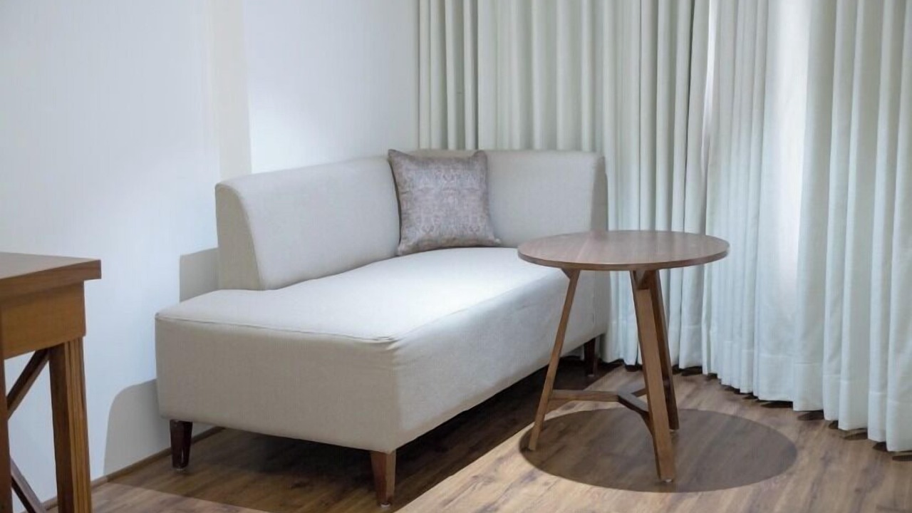 Photo of Bedroom in Alipur