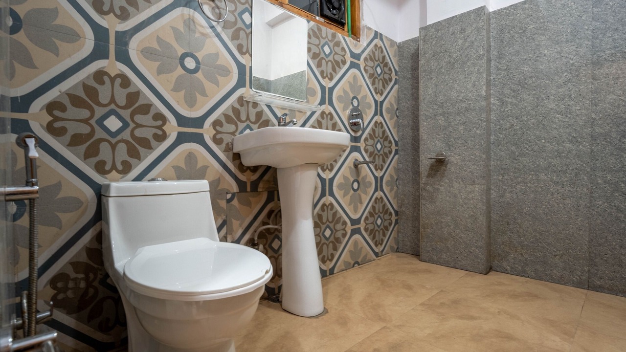 Photo of Bathroom in Shoja