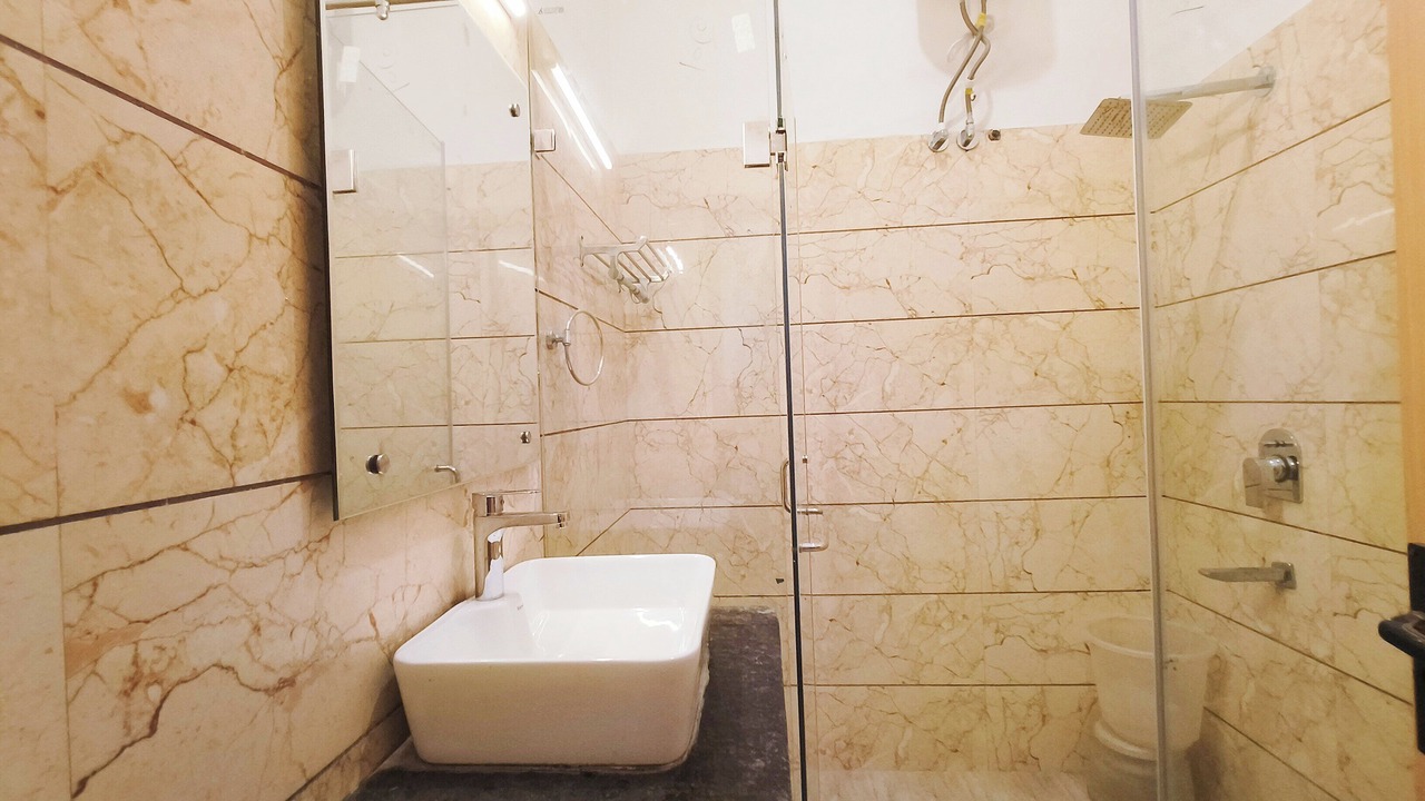 Photo of Bathroom in Ranjit Avenue