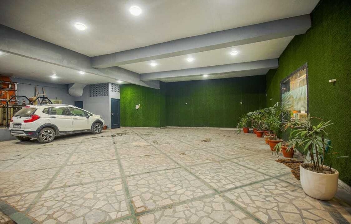 Photo of Outdoor in Ranjit Avenue