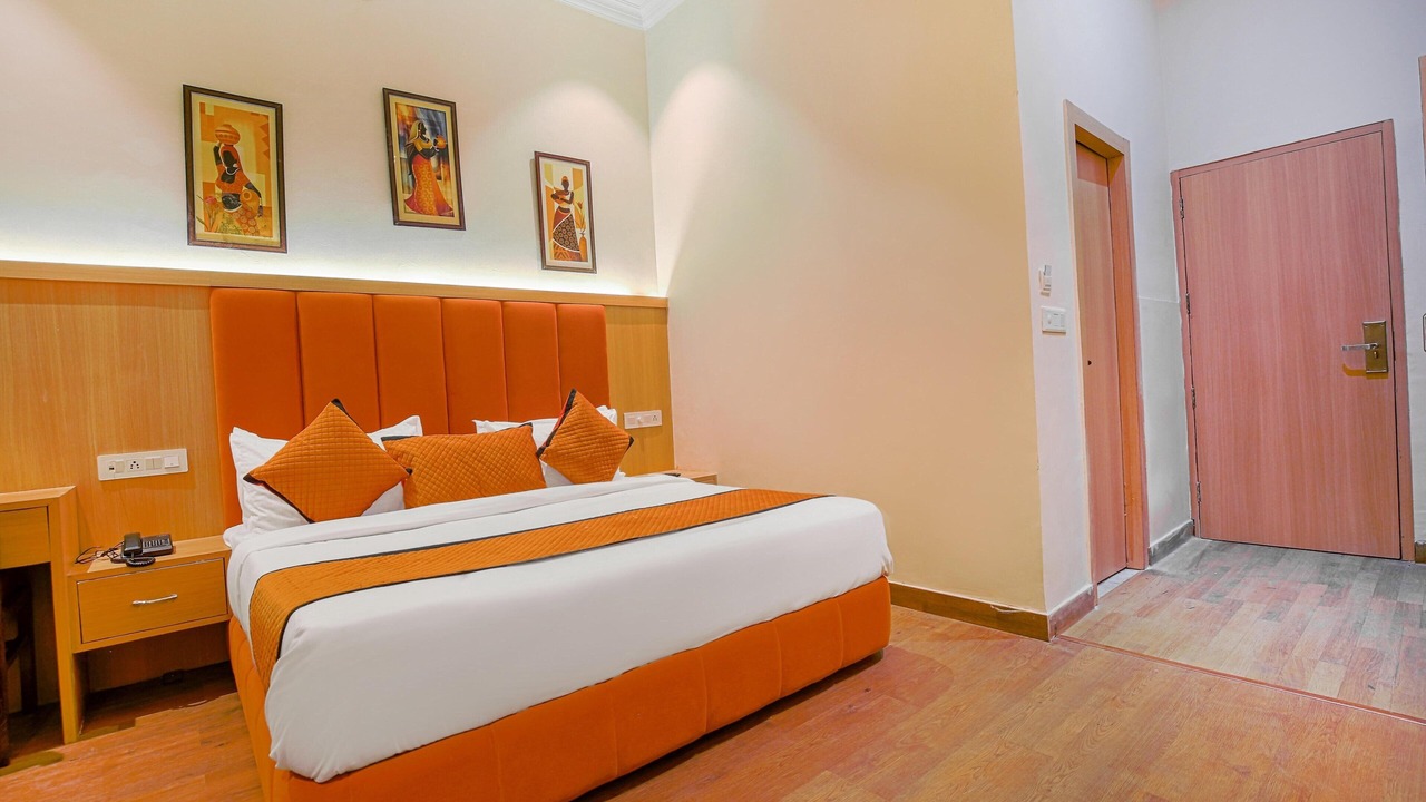 Photo of Bedroom in Ranjit Avenue