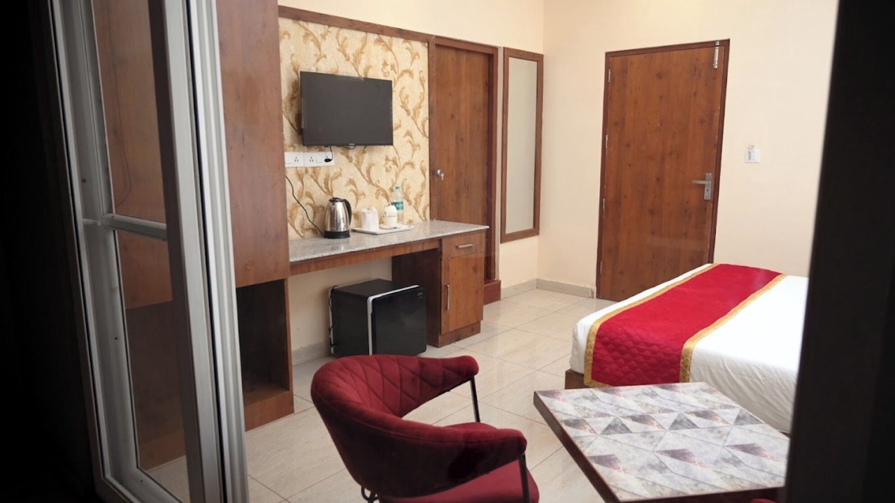 Photo of Bedroom in Kangra