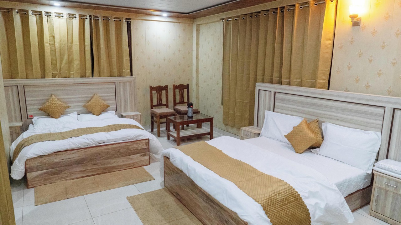 Photo of Bedroom in Badrinath