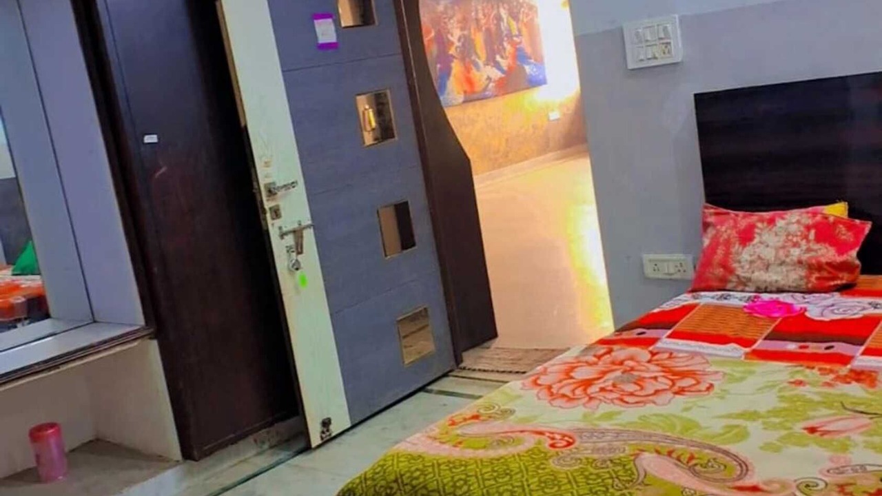 Photo of Bedroom in Vrindavan