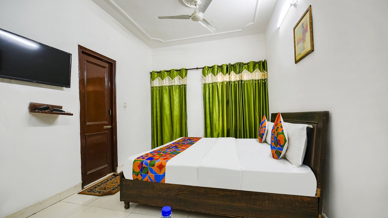 Photo of Bedroom in Sector 45
