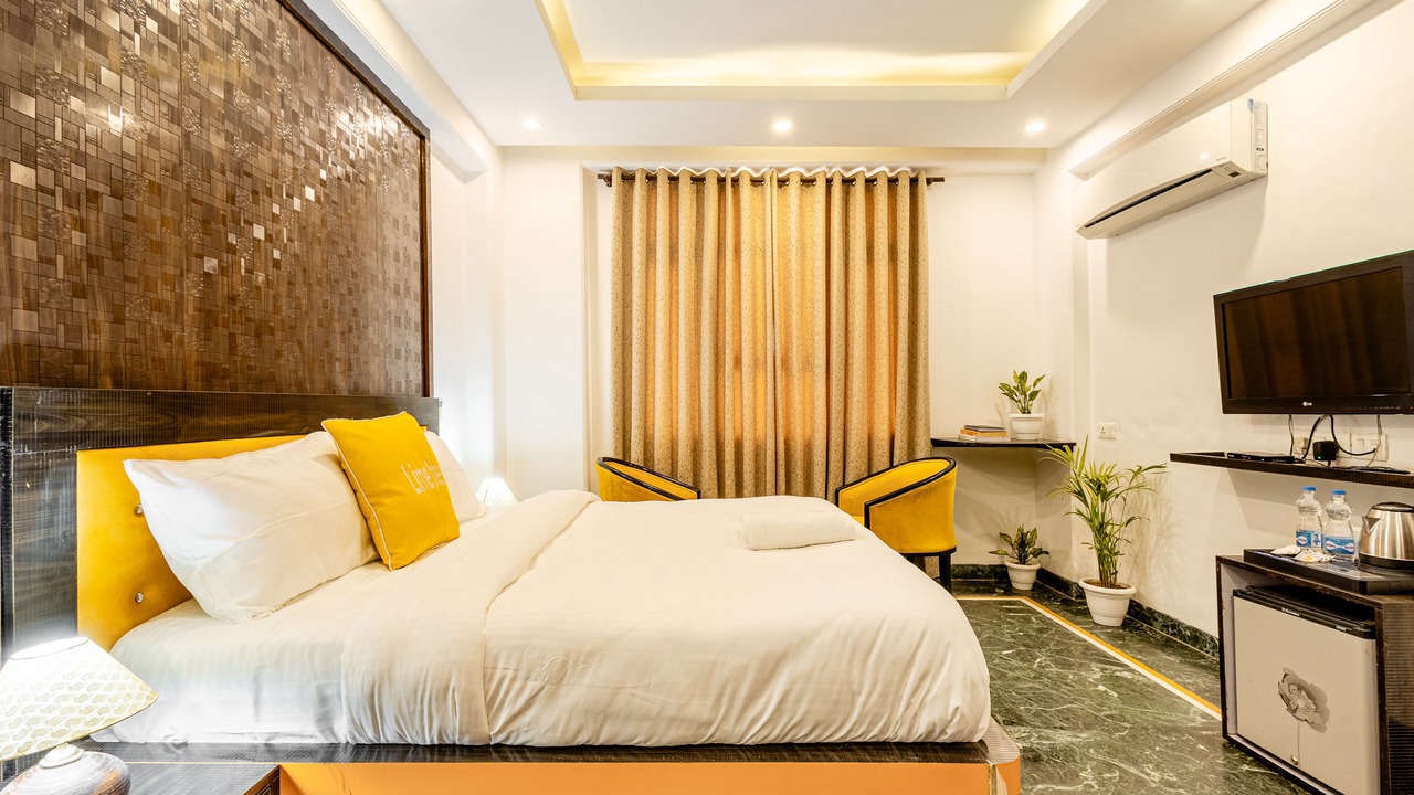 Photo of Bedroom in Sushant Lok