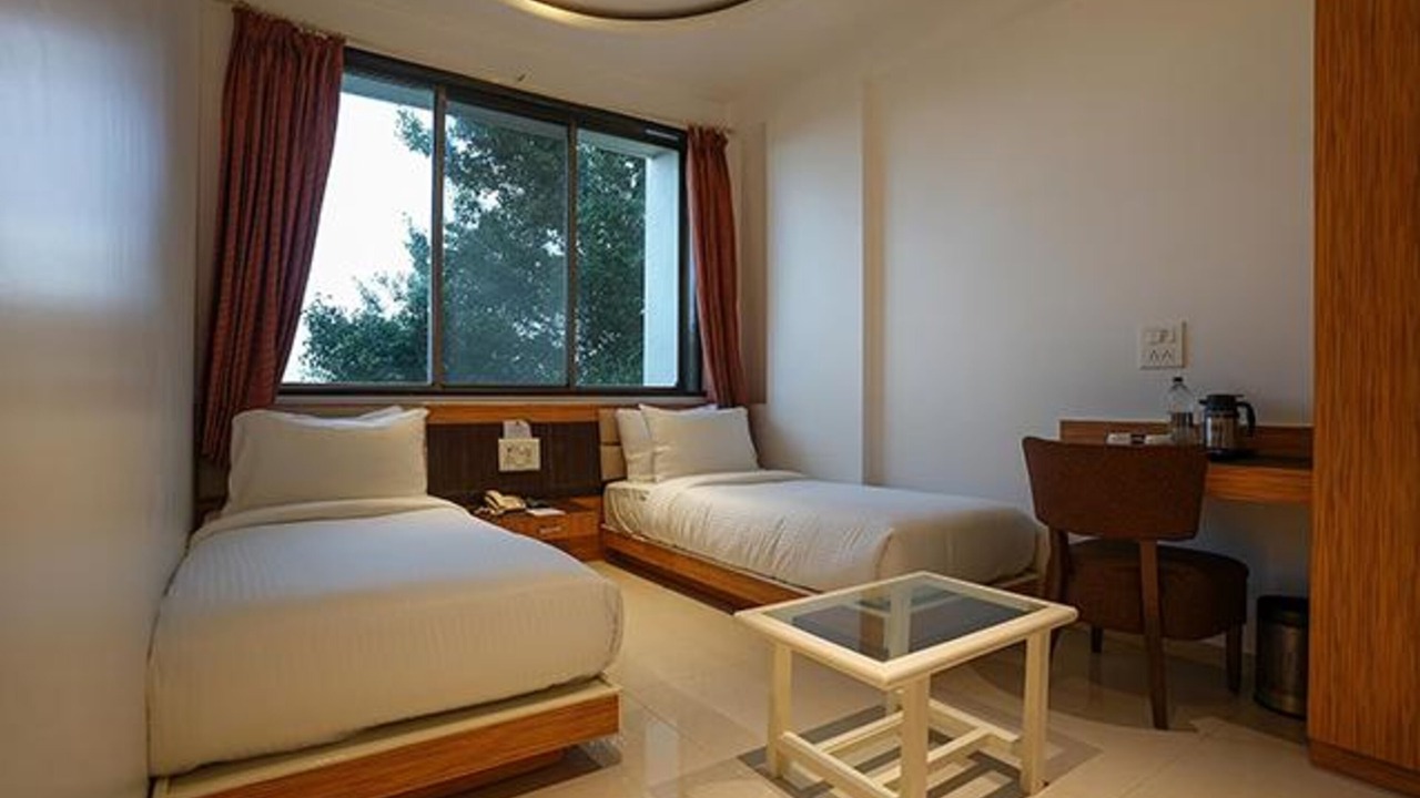 Photo of Bedroom in Kadachiwadi