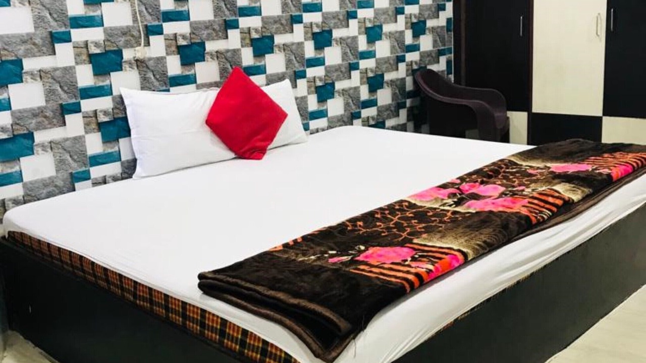 Photo of Bedroom in Dumdum