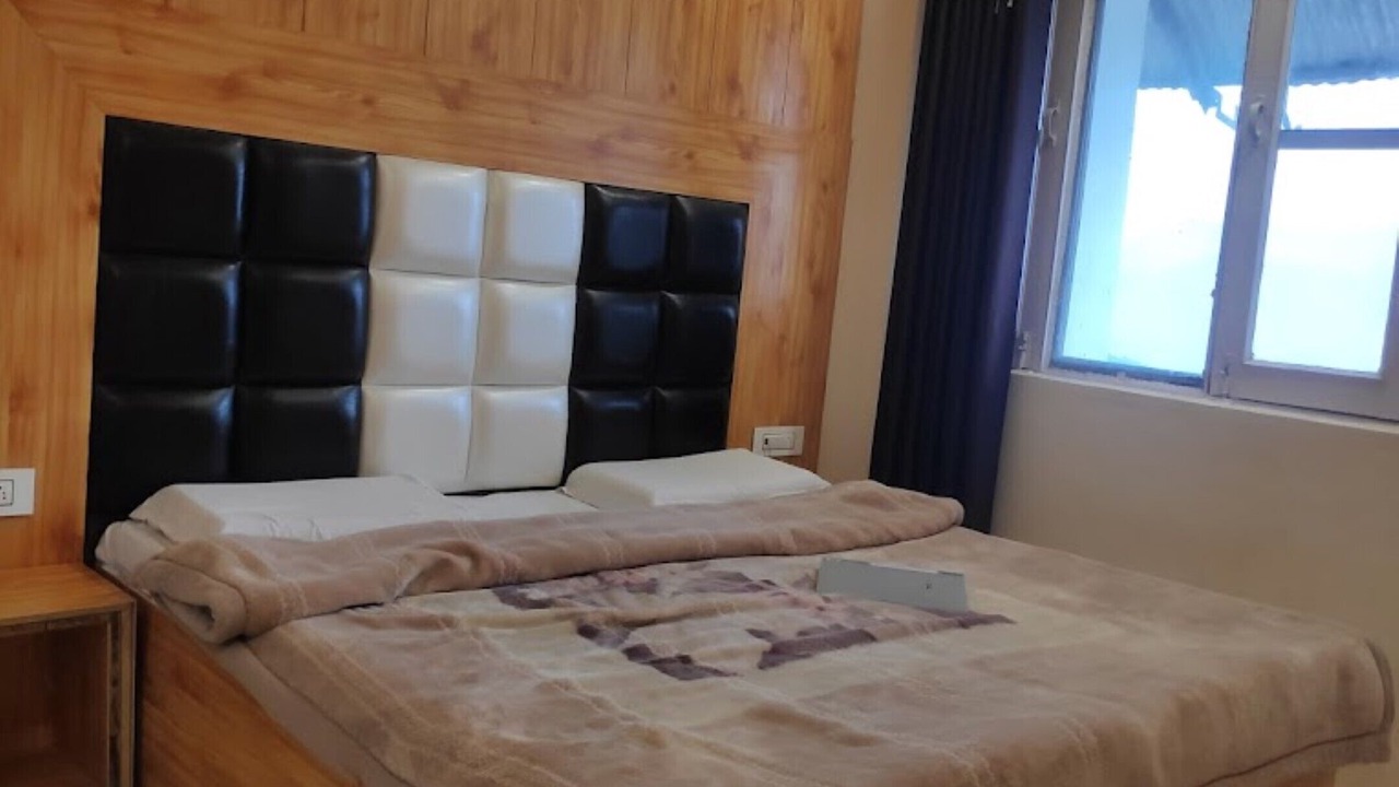 Photo of Bedroom in Khajjiar