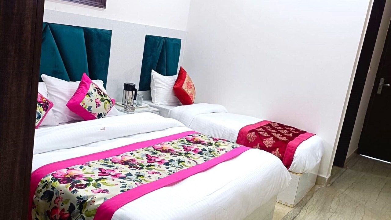 Photo of Bedroom in Jangpura