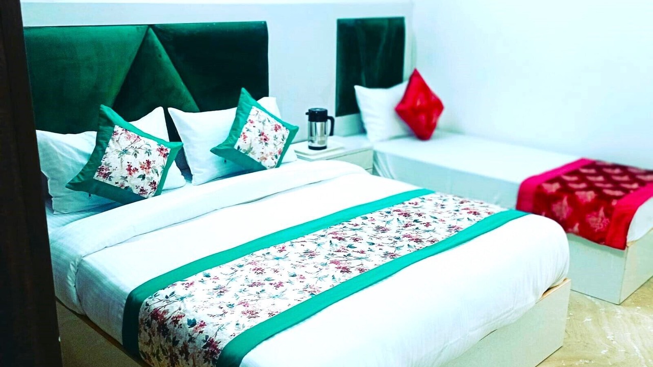 Photo of Bedroom in Jangpura