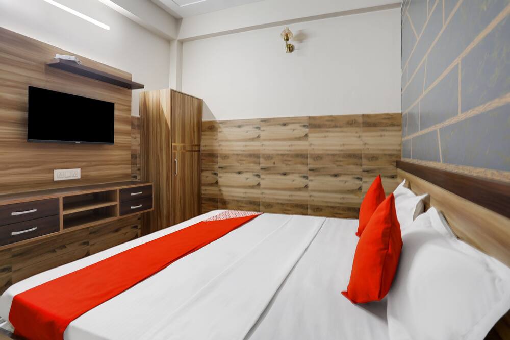 Photo of Bedroom in Etawah