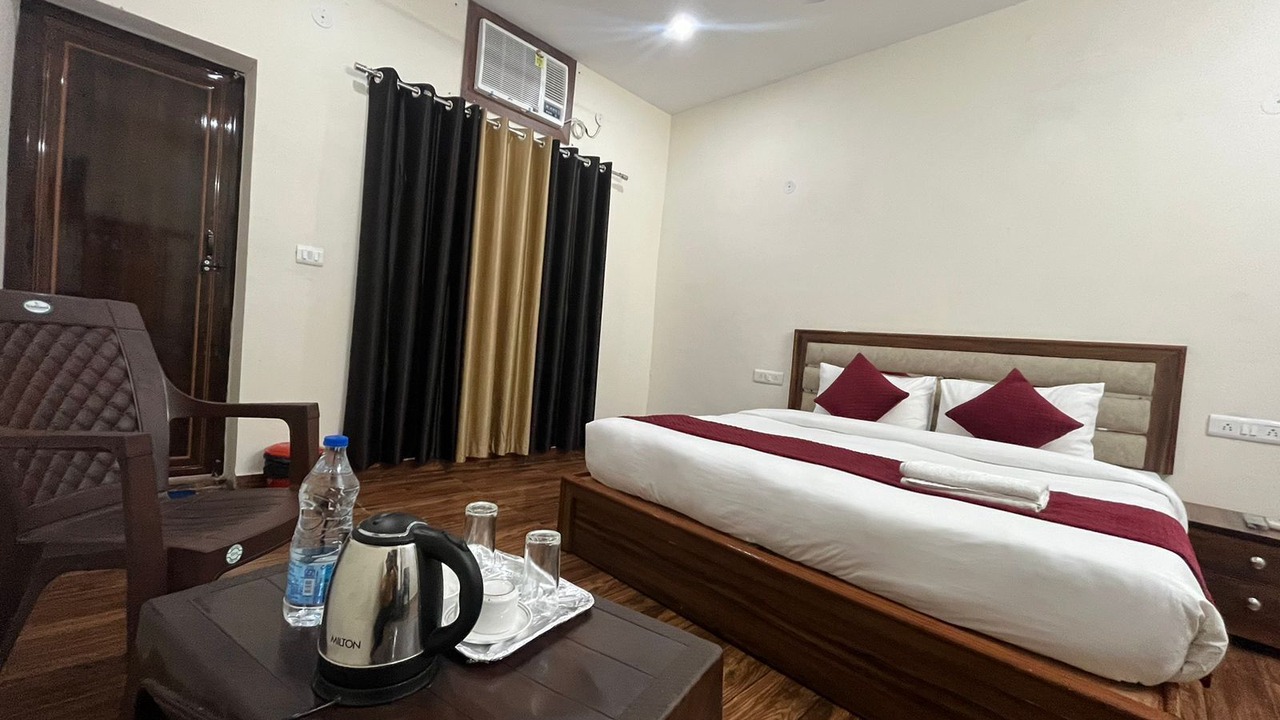 Photo of Bedroom in B4 Block