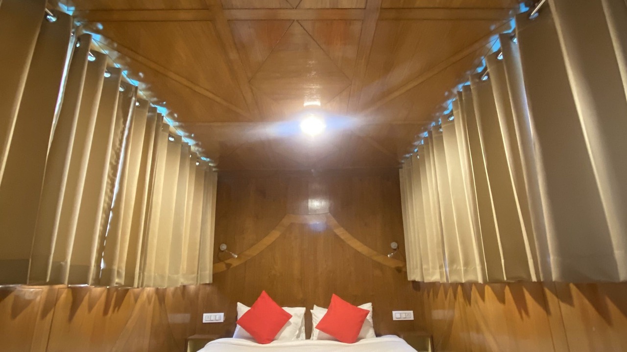Photo of Bedroom in Shimla