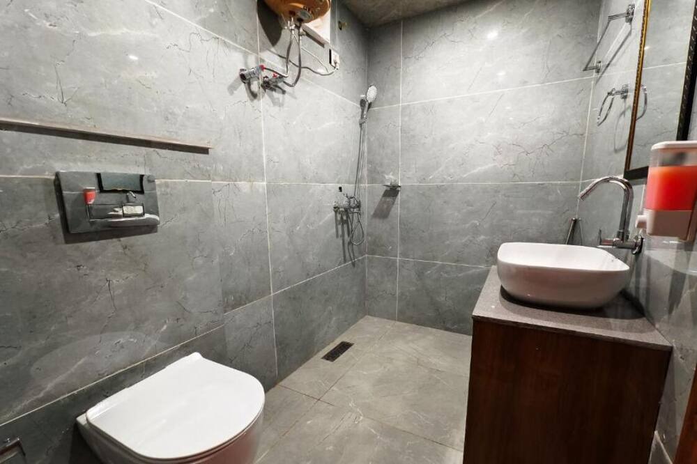 Photo of Bathroom in Fagu