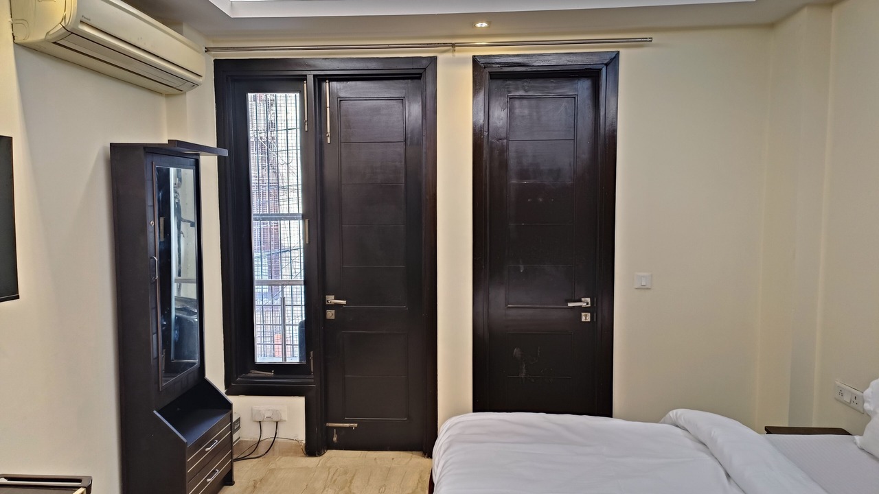 Photo of Bedroom in East of Kailash