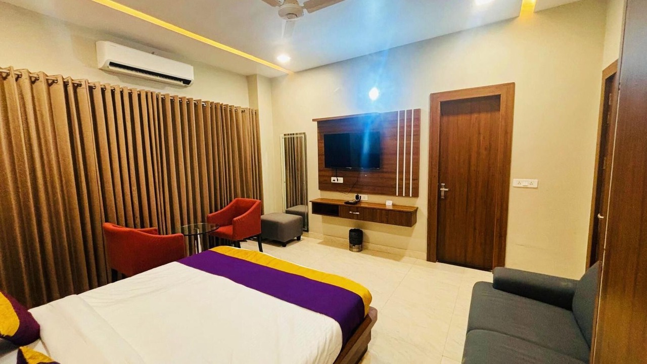 Photo of Bedroom in Bharatpur