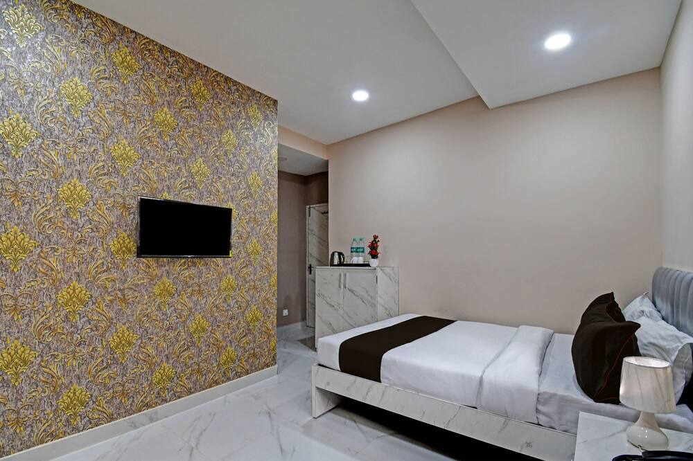 Photo of Bedroom in Dharmatala