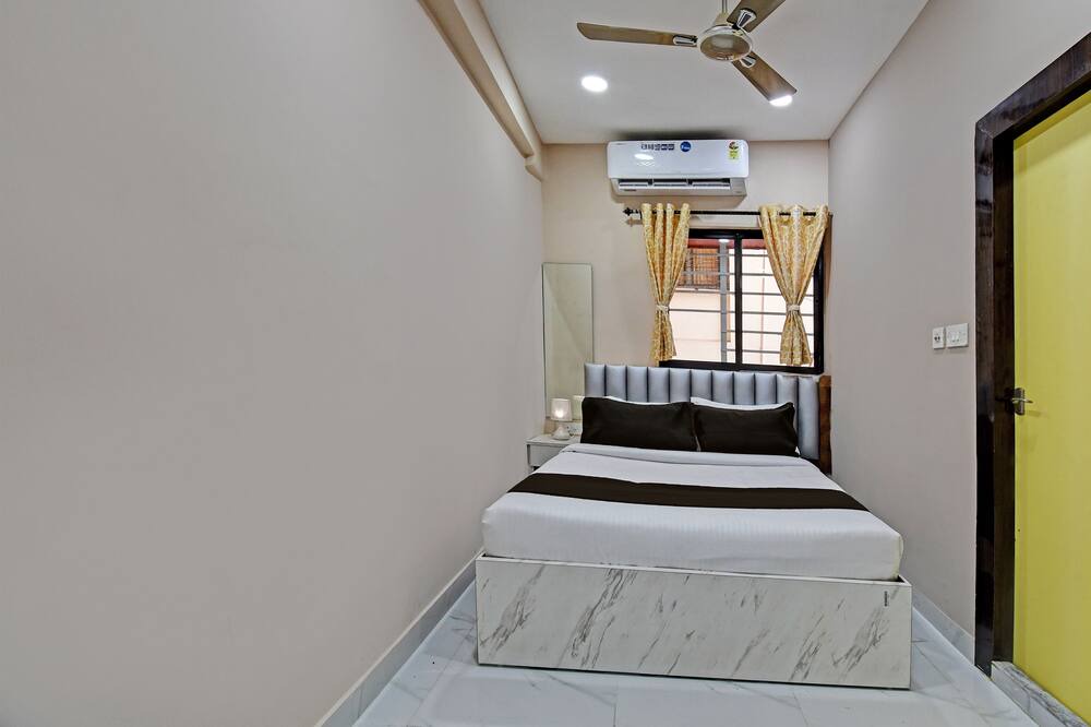 Photo of Bedroom in Dharmatala