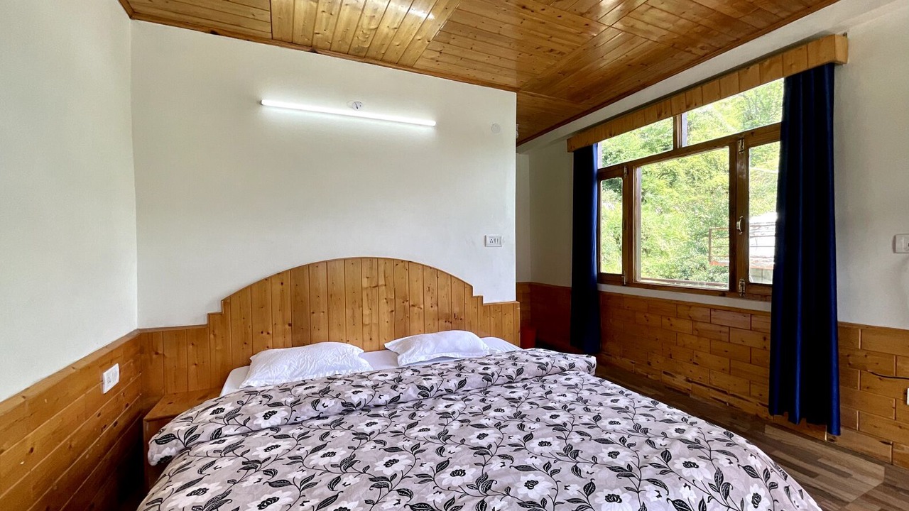 Photo of Bedroom in Vashist