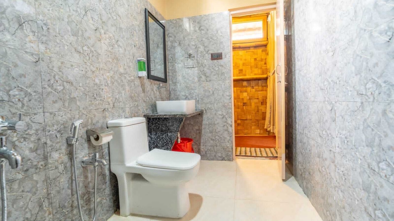 Photo of Bathroom in Hatikhuli