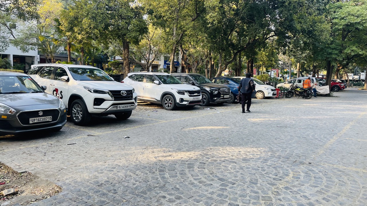 Photo of Others in Diplomatic Enclave