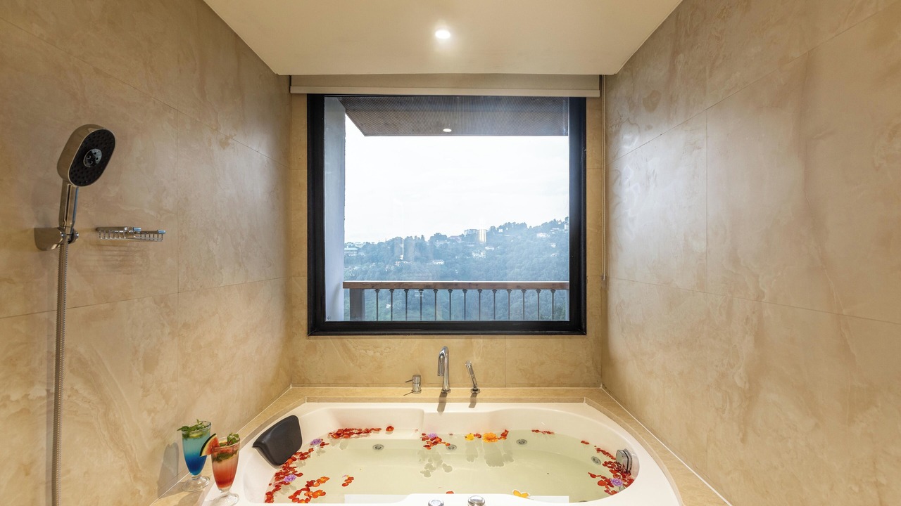 Photo of Bathroom in The Mall Road