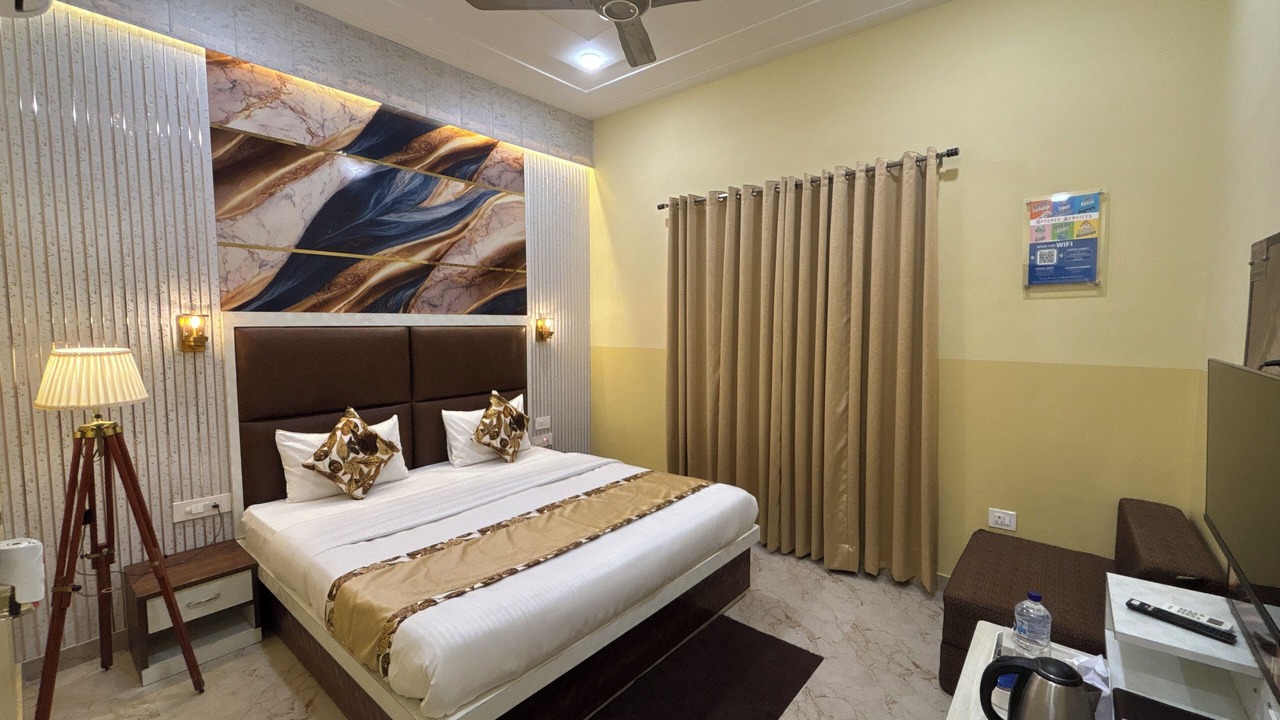 Photo of Bedroom in Agra