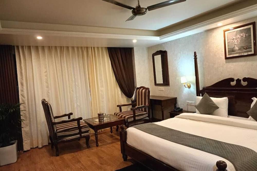 Photo of Bedroom in The Mall Road