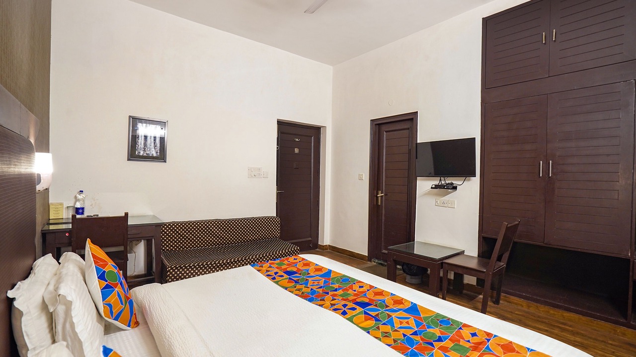 Photo of Bedroom in Saket